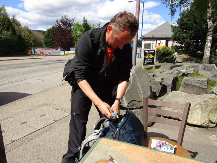 2017-05-17-14h46m00_rex_